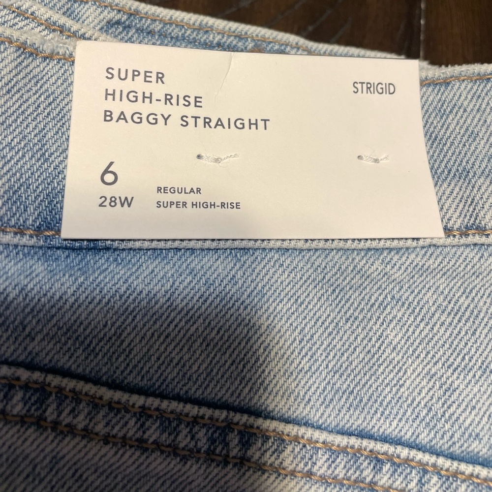 American Eagle Super High-Rise Baggy Straight Jeans Size 6 regular - Picture 2 of 5